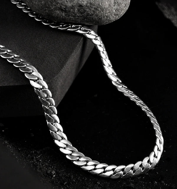Men Silver-Plated Stainless Steel Spartan Chain Necklace
